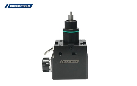 Centro de giro y portaherramientas accionadas