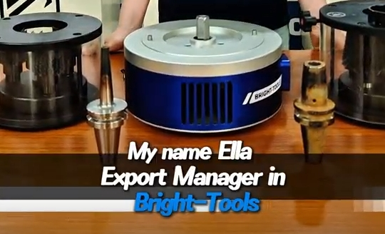 Este video es una explicación detallada de nuestra máquina de limpieza cónica portaherramientas